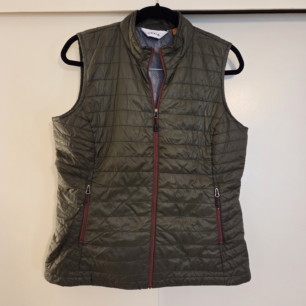 Orvis Green Quilted Vest with Red Trim